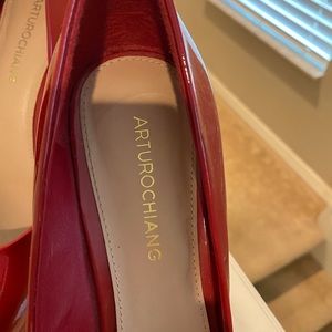 Arturochang 4” platform heels excellent condition